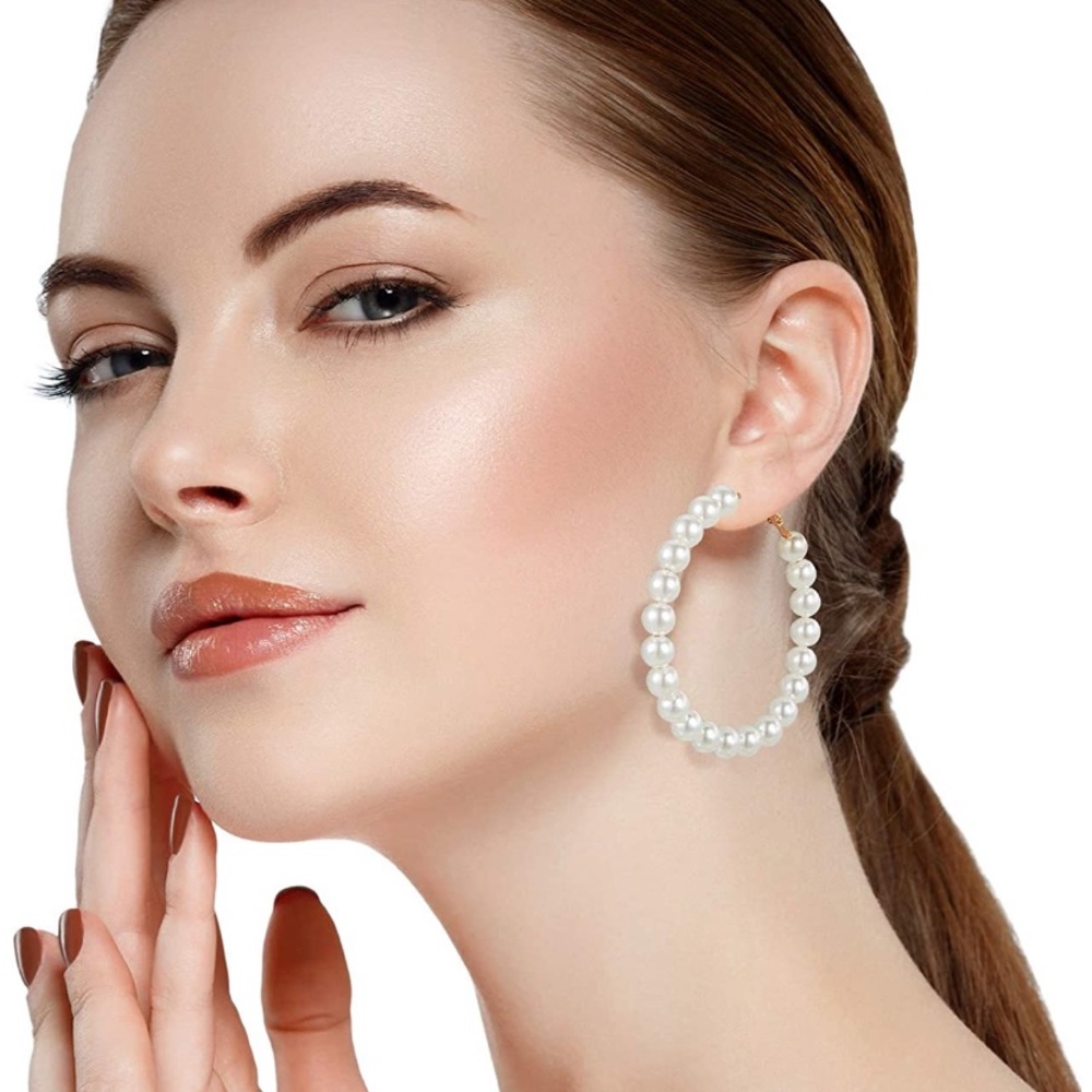 Medium Pearl Hoop Earrings